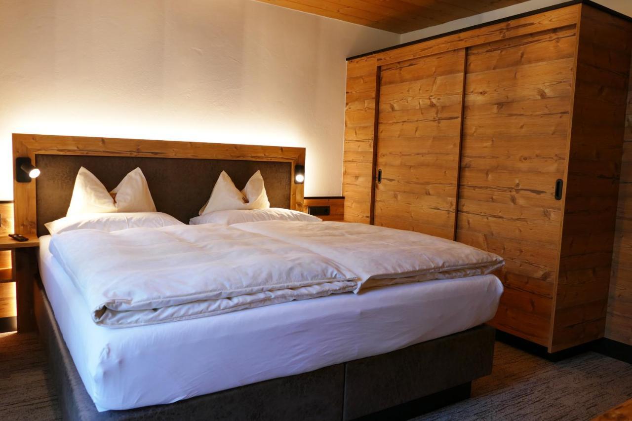 Gaestehaus Hochmuth Mayrhofen Exteriör bild