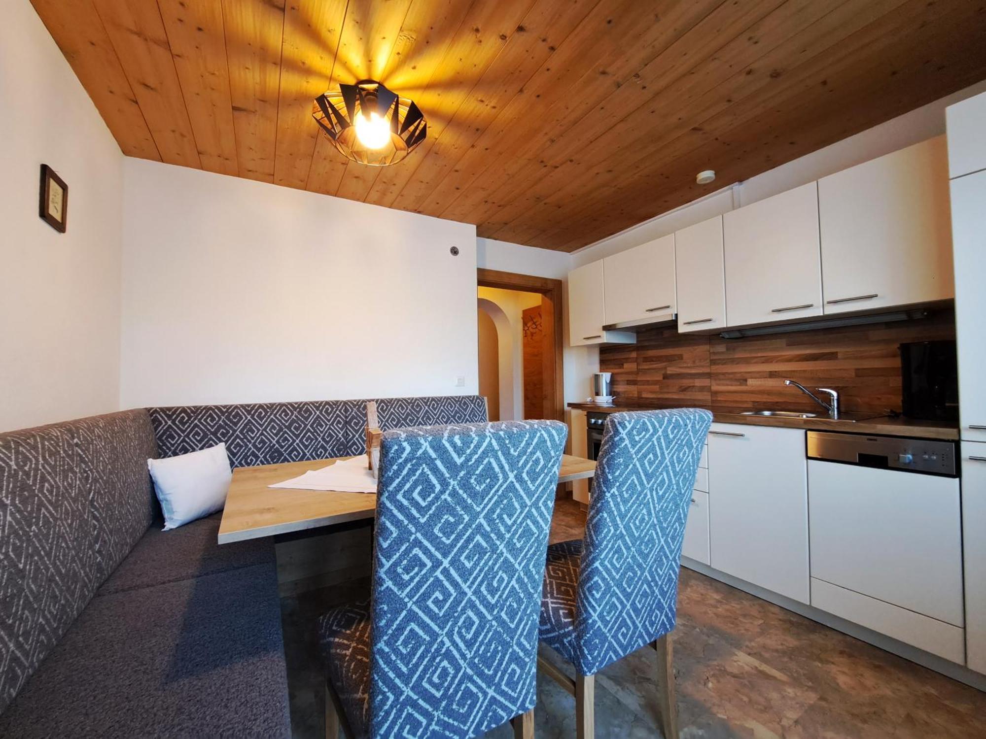 Gaestehaus Hochmuth Mayrhofen Exteriör bild